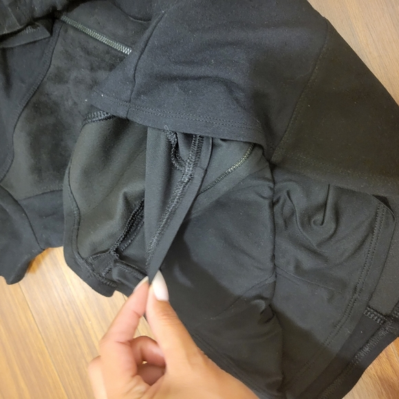 BCBG top - Picture 5 of 5